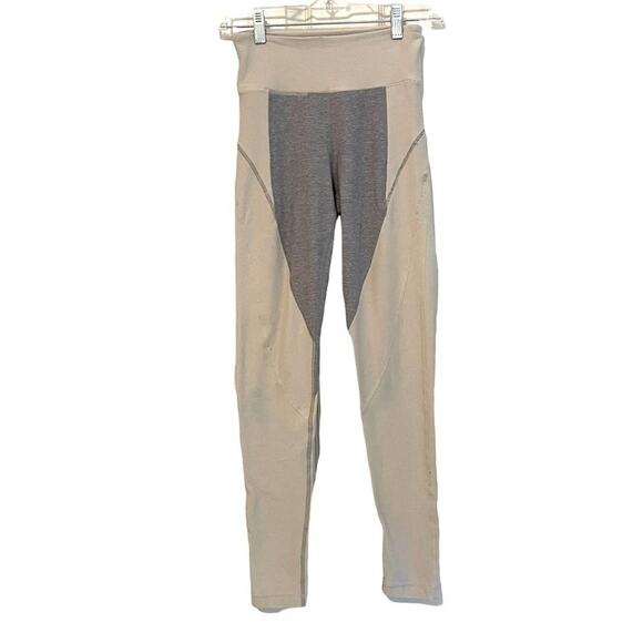 Aritzia The Constant‎ Tan Gray Leggings Small - Picture 3 of 8